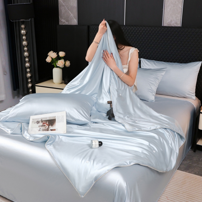 爱彼家纺 2026夏季新款流锻亲肤水光夏凉被高级感单夏被-可定制蚕丝夏被 奢雅浅蓝