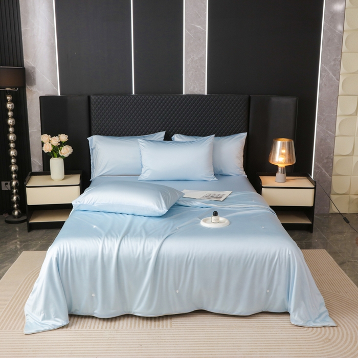 91家纺网 家纺一手货源 找家纺 爱彼家纺 2026夏季新款流锻亲肤水光夏凉被高级感单夏被-可定制蚕丝夏被 奢雅冰蓝