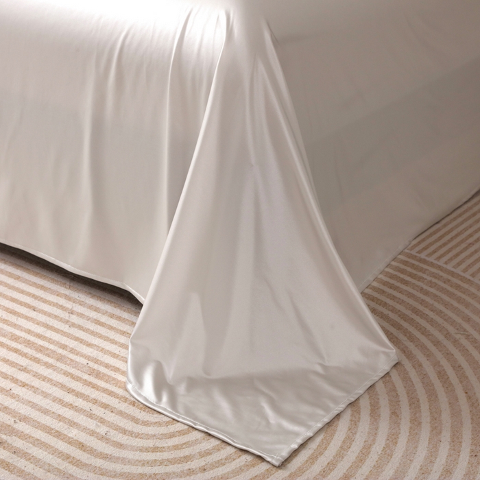 91家纺网 家纺一手货源 找家纺 爱彼家纺 2026夏季新款流锻亲肤水光夏凉被高级感单夏被-可定制蚕丝夏被 山月素灰