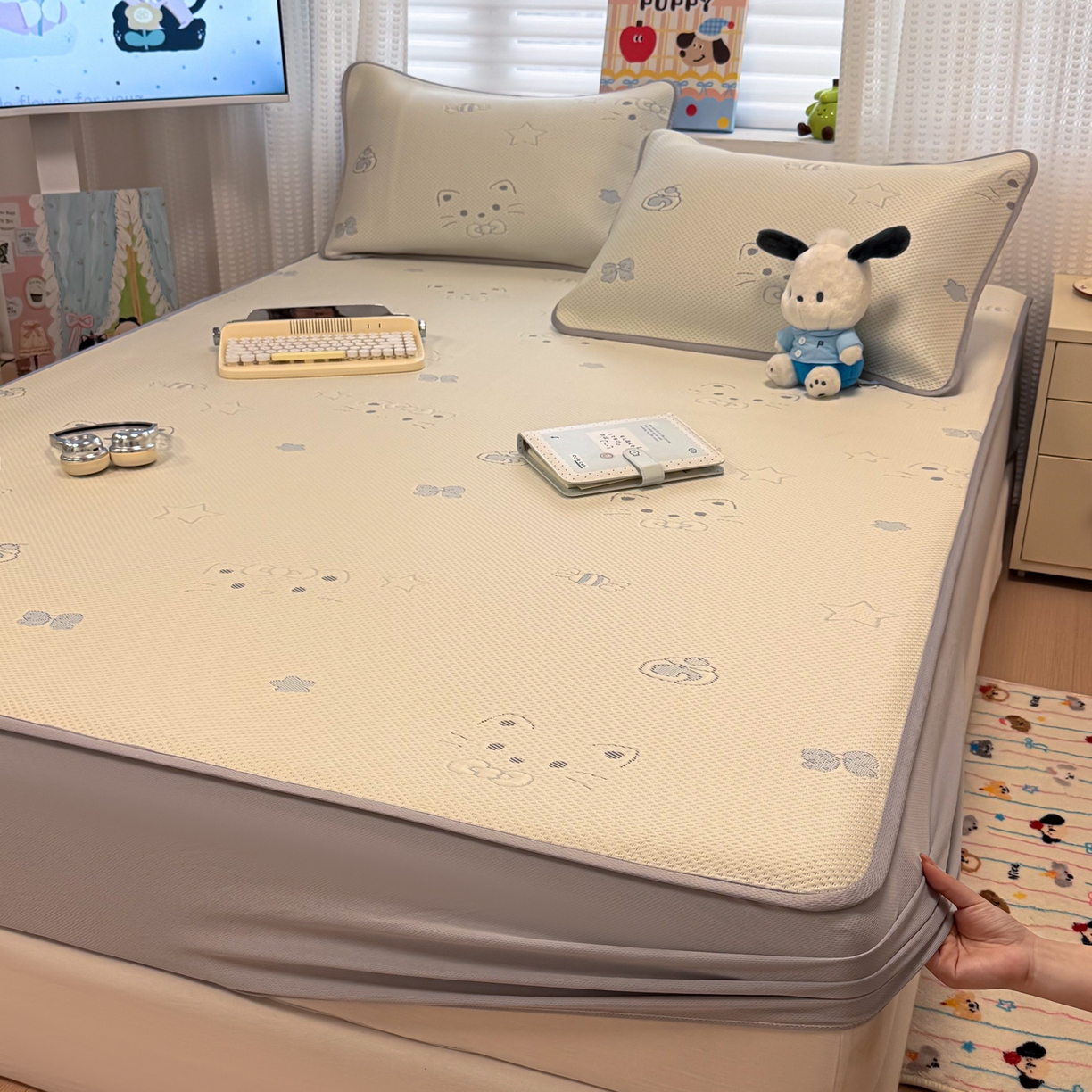 91家纺网 家纺一手货源 找家纺 懒猫家纺 2026新款卡通提花凉豆豆床笠款凉席 星糖蓝猫-床笠款