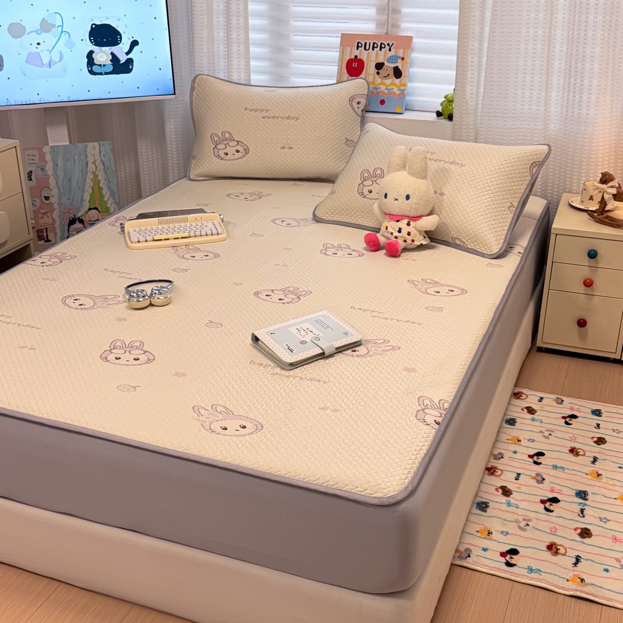 91家纺网 家纺一手货源 找家纺 懒猫家纺 2026新款卡通提花凉豆豆床笠款凉席 粉绒兔子-床笠款