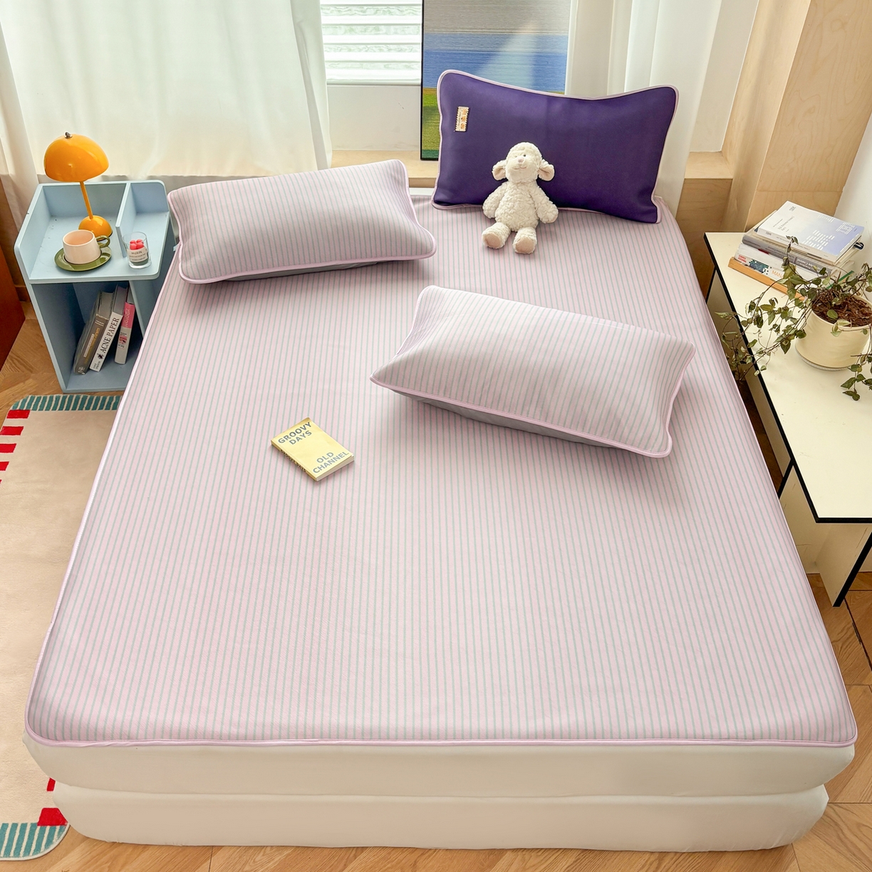 91家纺网 家纺一手货源 找家纺 雅居纺家纺 2026新款简约条纹系列凉席牛奶丝三明治底冰丝凉席 简约豆沙条