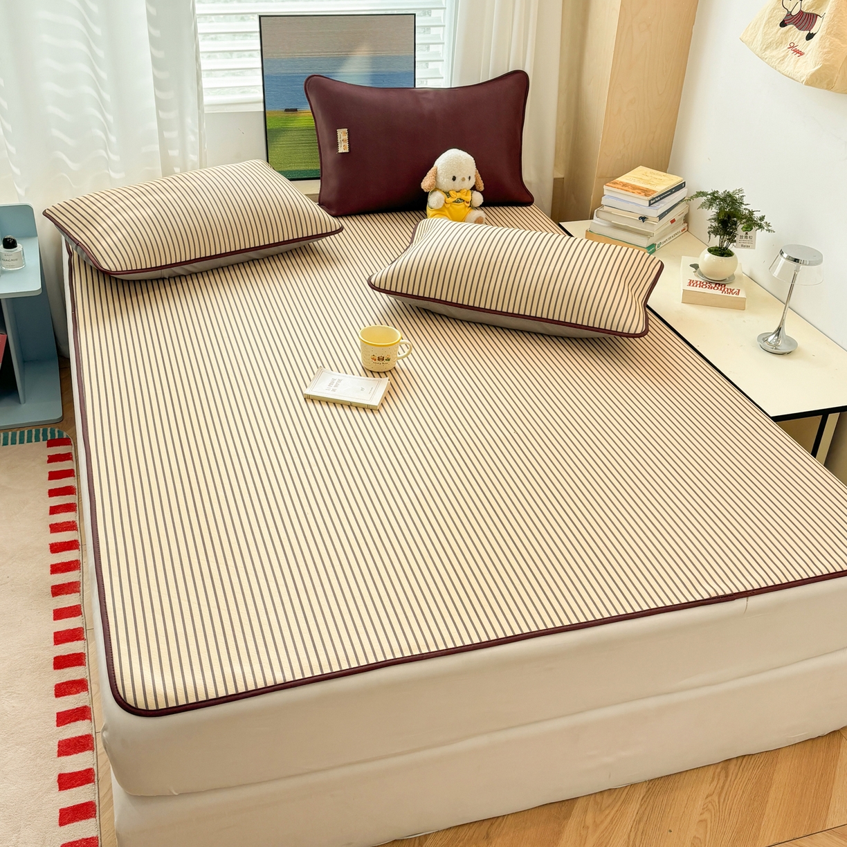 91家纺网 家纺一手货源 找家纺 雅居纺家纺 2026新款简约条纹系列凉席牛奶丝三明治底冰丝凉席 简约亮明黄条