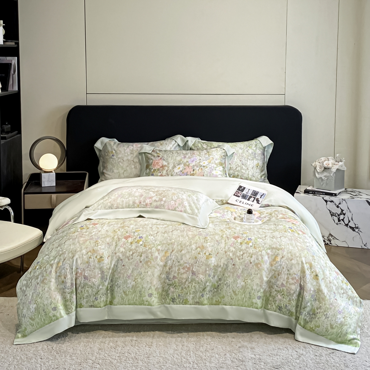 91家纺网 家纺一手货源 找家纺 博纳家纺 2026新款天丝莱塞尔轻奢高端数码印花拼角宽边夏被四件套冰感凉感四件套--夏洛伊系列 漫枝