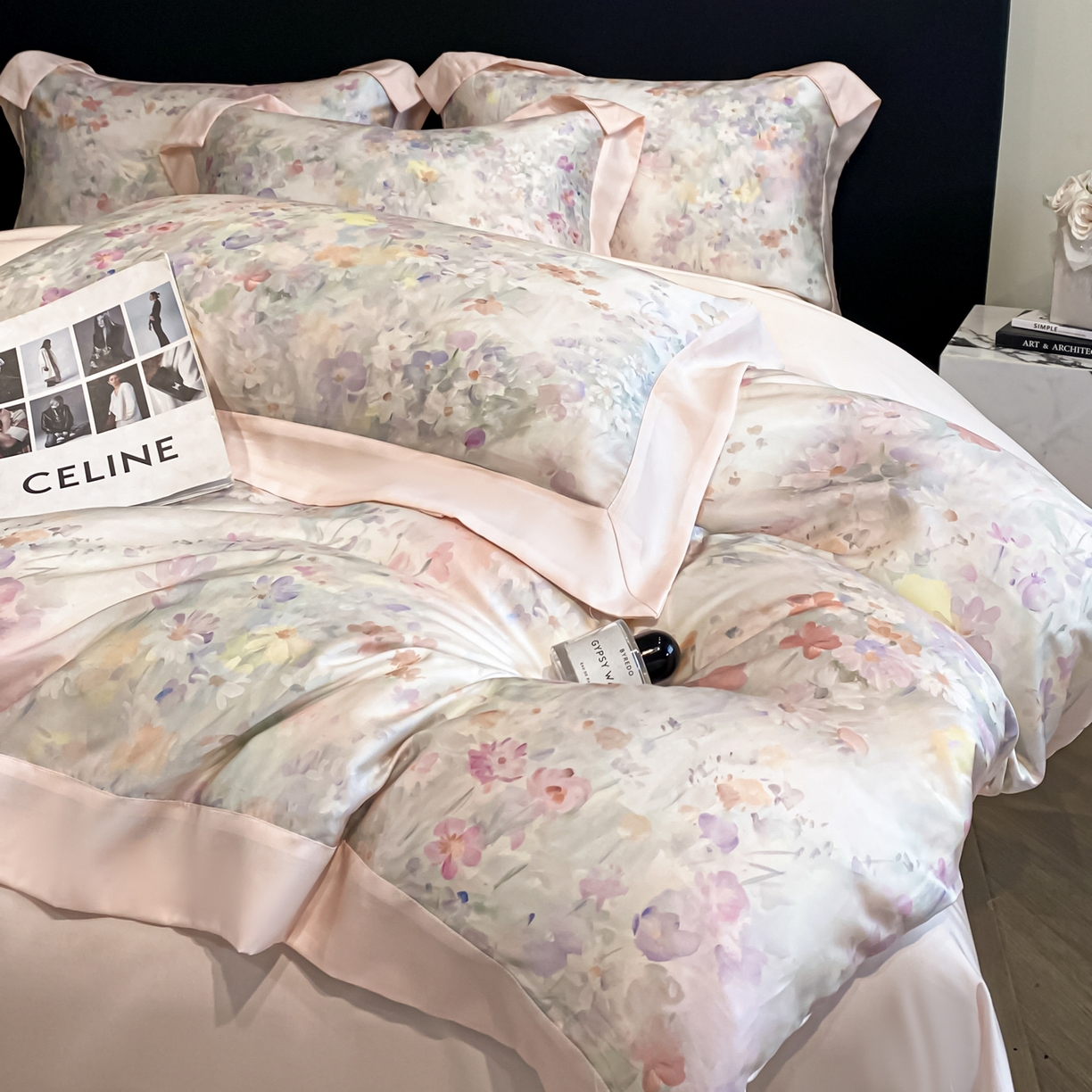 91家纺网 家纺一手货源 找家纺 博纳家纺 2026新款天丝莱塞尔轻奢高端数码印花拼角宽边夏被四件套冰感凉感四件套--夏洛伊系列 夏洛伊