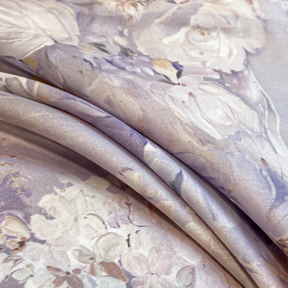 91家纺网 家纺一手货源 找家纺 博纳家纺 2026新款天丝莱塞尔轻奢高端数码印花拼角宽边夏被四件套冰感凉感四件套--夏洛伊系列 蔷薇庄园