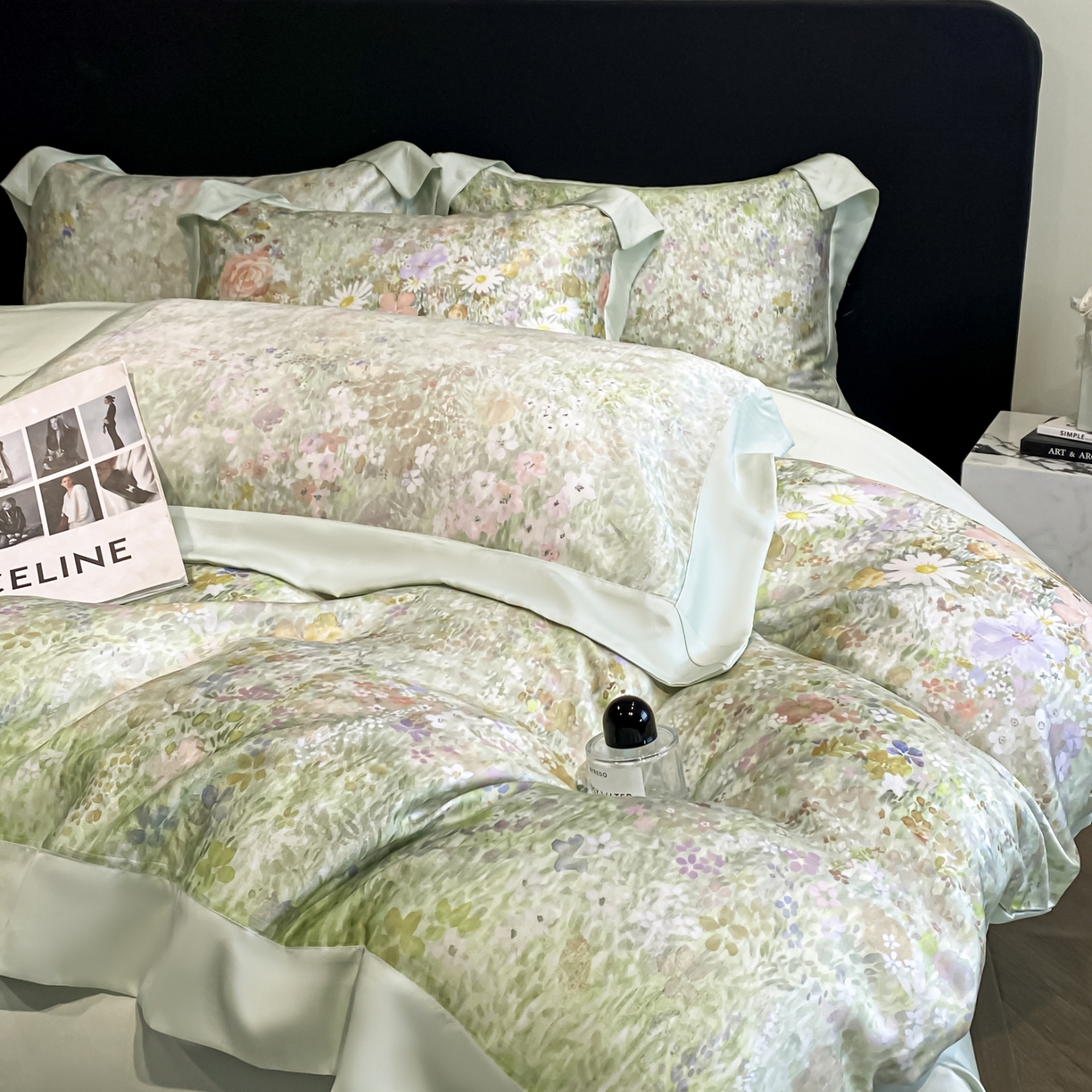 91家纺网 家纺一手货源 找家纺 博纳家纺 2026新款天丝莱塞尔轻奢高端数码印花拼角宽边夏被四件套冰感凉感四件套--夏洛伊系列 漫枝