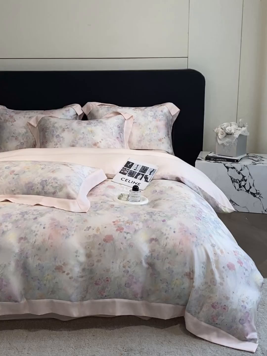 91家纺网 家纺一手货源 找家纺 博纳家纺 2026新款天丝莱塞尔轻奢高端数码印花拼角宽边夏被四件套冰感凉感四件套--夏洛伊系列 夏洛伊