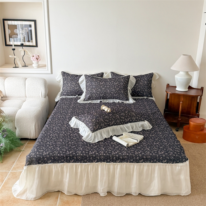 91家纺网 家纺一手货源 找家纺 吾欢心 2026新款仿锦安法式花边凉感丝床盖款夏凉被四件套软凉席三件套小冰皮空调被 漫花轻语