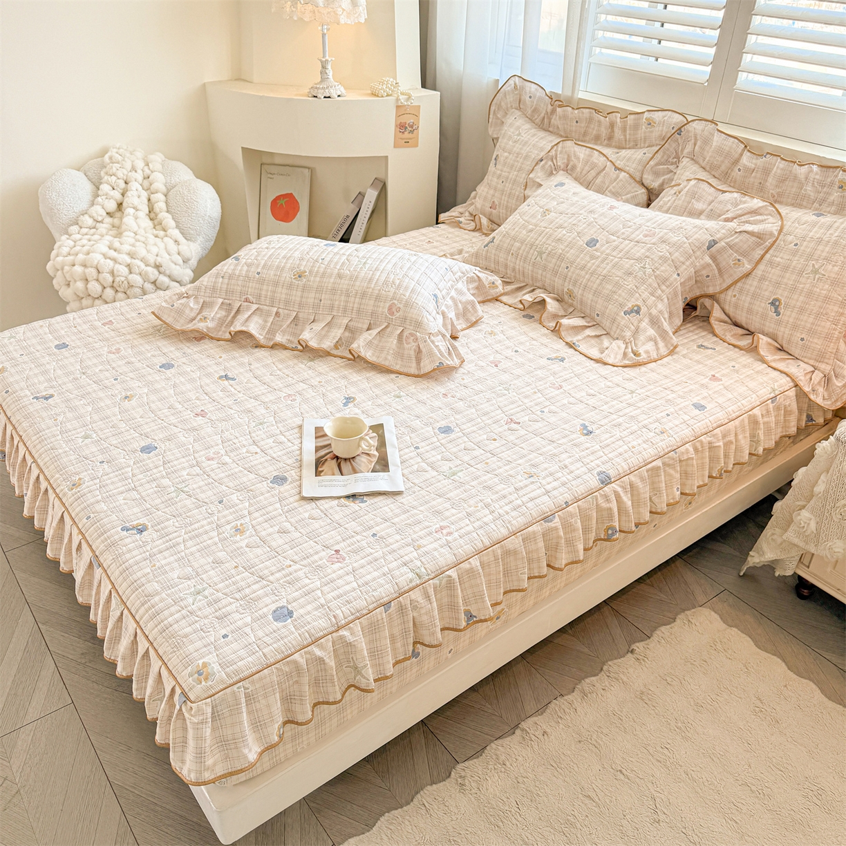 91家纺网 家纺一手货源 找家纺 宜凡家纺 2026新款全棉印花夹棉花边床笠套件②--四件套 海底世界