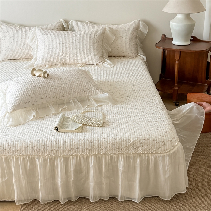 91家纺网 家纺一手货源 找家纺 吾欢心 2026新款仿锦安法式花边凉感丝床盖款夏凉被四件套软凉席三件套小冰皮空调被 浅雾繁花