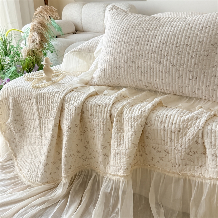 91家纺网 家纺一手货源 找家纺 吾欢心 2026新款仿锦安法式花边凉感丝床盖款夏凉被四件套软凉席三件套小冰皮空调被 浅雾繁花