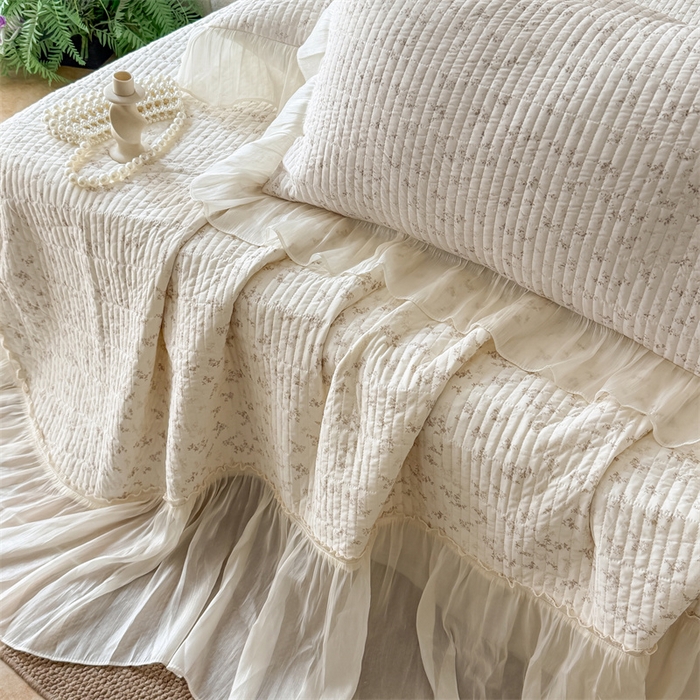 91家纺网 家纺一手货源 找家纺 吾欢心 2026新款仿锦安法式花边凉感丝床盖款夏凉被四件套软凉席三件套小冰皮空调被 浅雾繁花