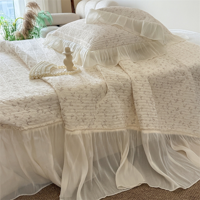 91家纺网 家纺一手货源 找家纺 吾欢心 2026新款仿锦安法式花边凉感丝床盖款夏凉被四件套软凉席三件套小冰皮空调被 浅雾繁花