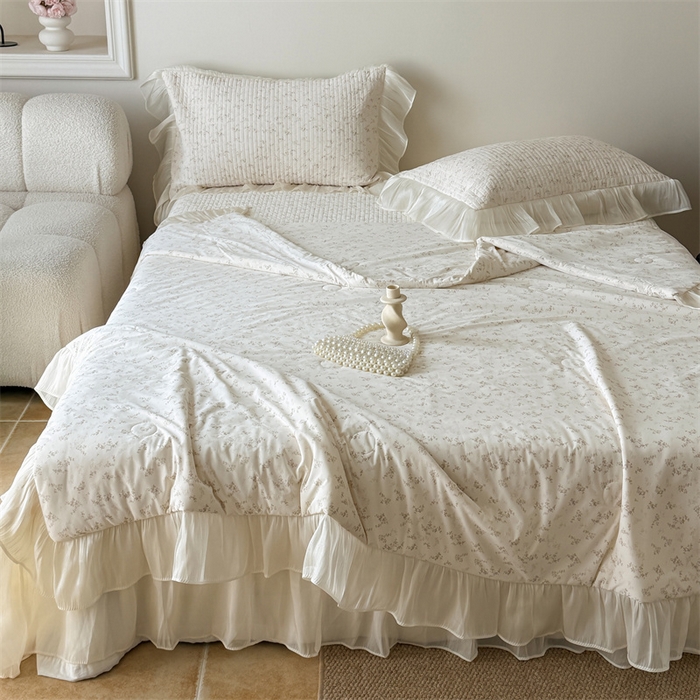 91家纺网 家纺一手货源 找家纺 吾欢心 2026新款仿锦安法式花边凉感丝床盖款夏凉被四件套软凉席三件套小冰皮空调被 浅雾繁花