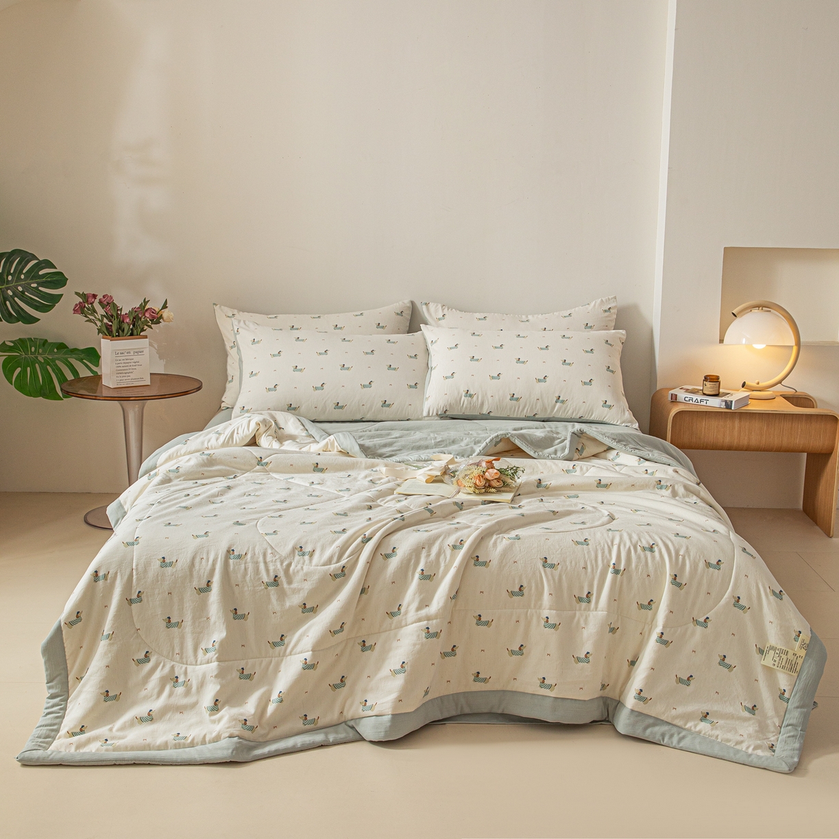 91家纺网 家纺一手货源 找家纺 江暮云家纺 2026新款A类亚麻印花新疆棉花被 腊肠小趣