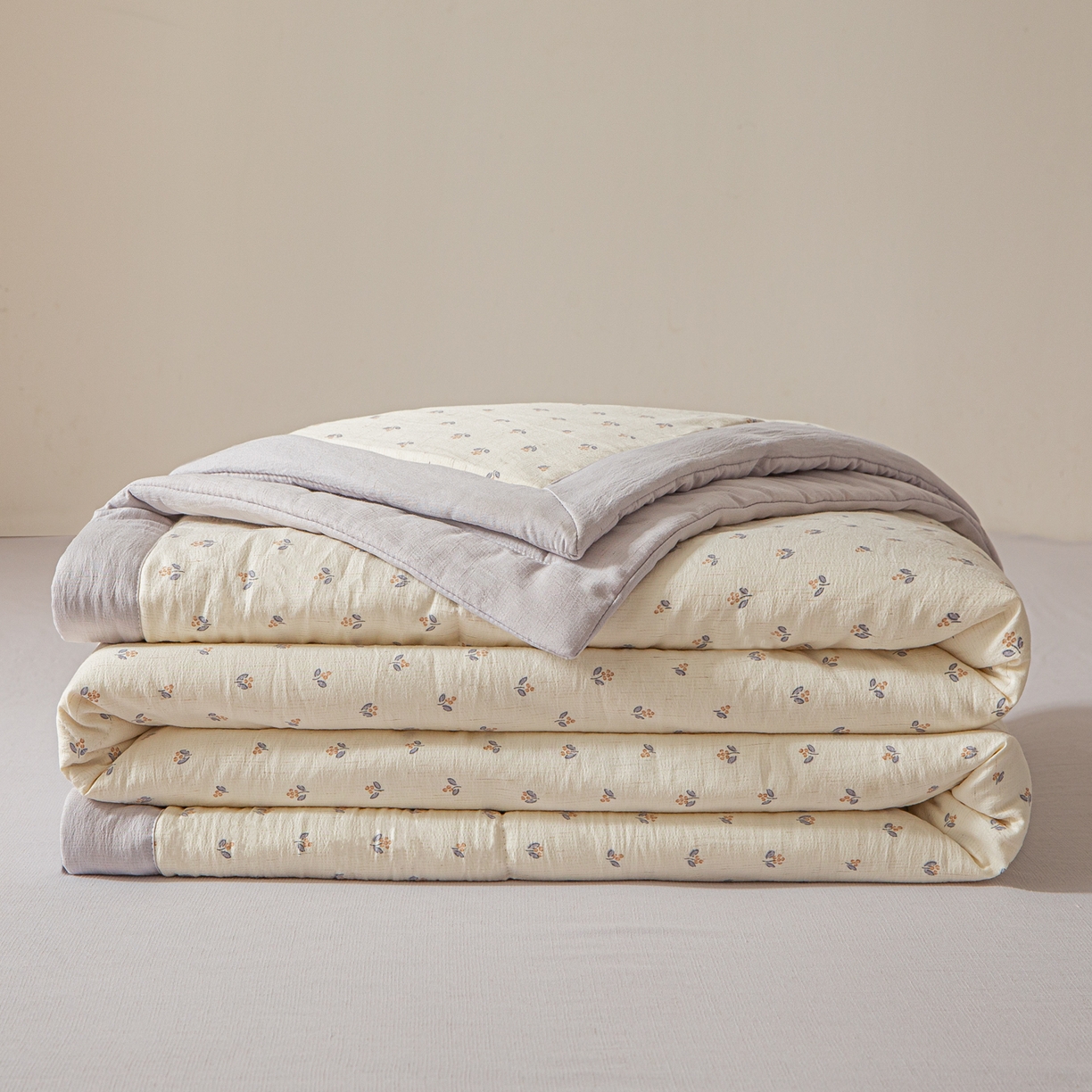 91家纺网 家纺一手货源 找家纺 江暮云家纺 2026新款A类亚麻印花新疆棉花被 米紫花绪