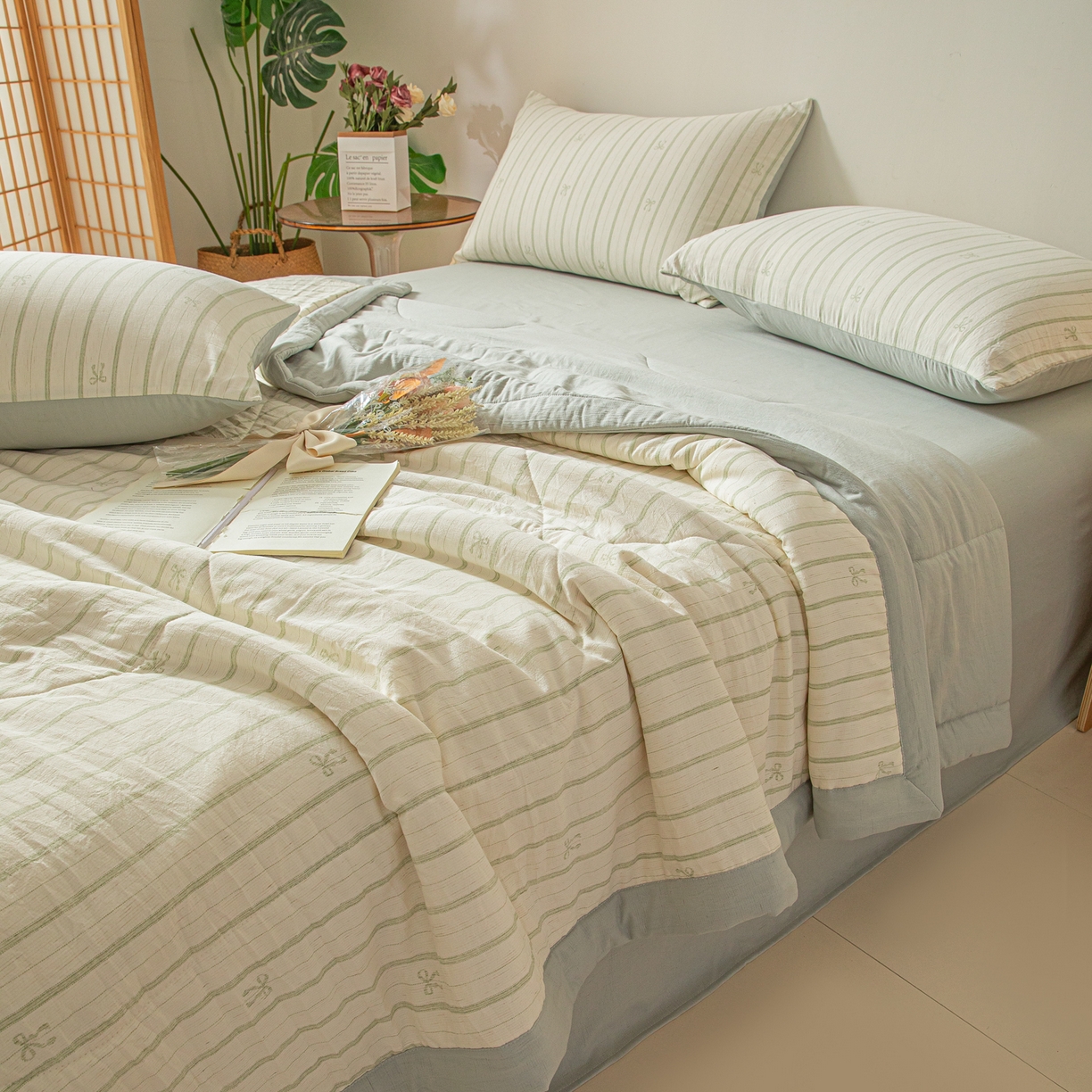 91家纺网 家纺一手货源 找家纺 江暮云家纺 2026新款A类亚麻印花新疆棉花被 青条蝴蝶结