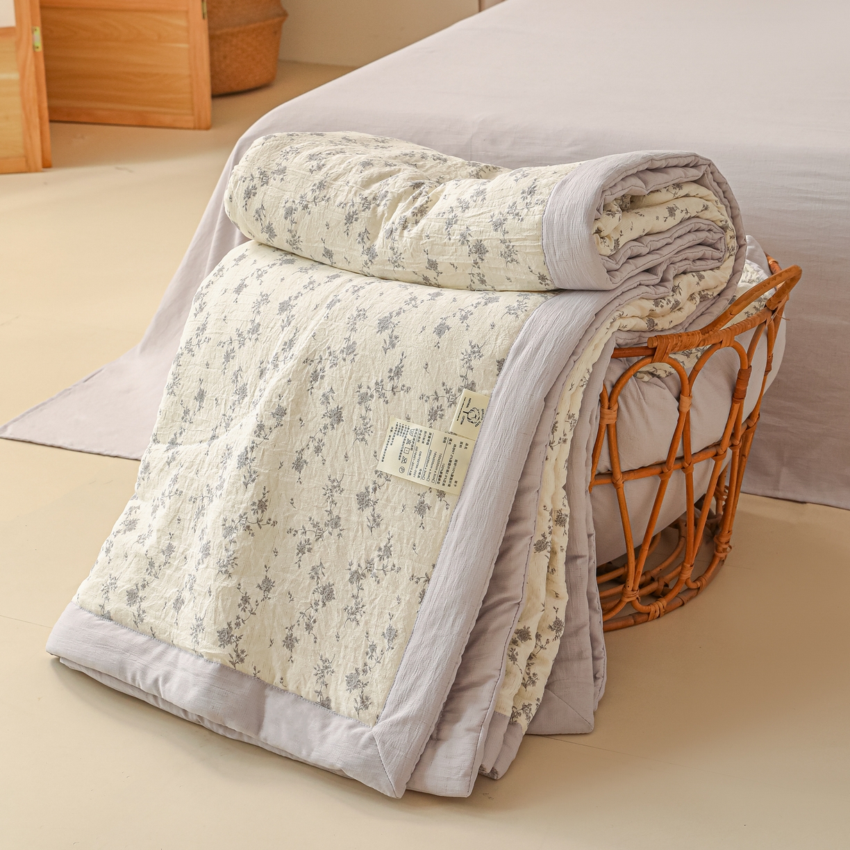 91家纺网 家纺一手货源 找家纺 江暮云家纺 2026新款A类亚麻印花新疆棉花被 紫雾花影