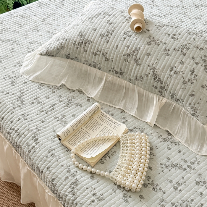 91家纺网 家纺一手货源 找家纺 吾欢心 2026新款仿锦安法式花边凉感丝床盖款夏凉被四件套软凉席三件套小冰皮空调被 清蔓雅序