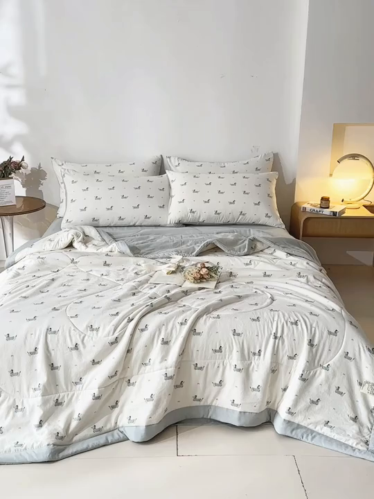 91家纺网 家纺一手货源 找家纺 江暮云家纺 2026新款A类亚麻印花新疆棉花被 腊肠小趣