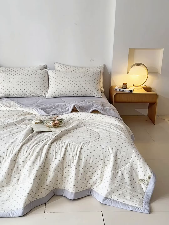 91家纺网 家纺一手货源 找家纺 江暮云家纺 2026新款A类亚麻印花新疆棉花被 米紫花绪