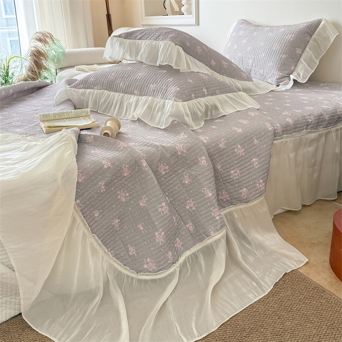 91家纺网 家纺一手货源 找家纺 吾欢心 2026新款仿锦安法式花边凉感丝床盖款夏凉被四件套软凉席三件套小冰皮空调被 塞纳花语