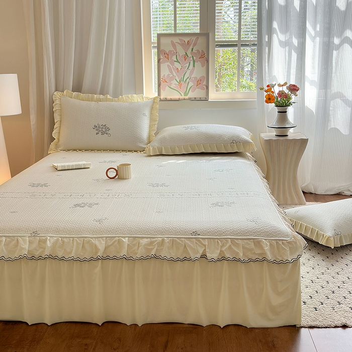 91家纺网 家纺一手货源 找家纺 美优兰 2026PE提花凉感冰豆豆三明治复合凉席 （提供买家秀） 韩式米白