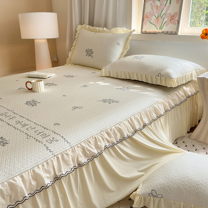 91家纺网 家纺一手货源 找家纺 美优兰 2026PE提花凉感冰豆豆三明治复合凉席 （提供买家秀） 韩式米白