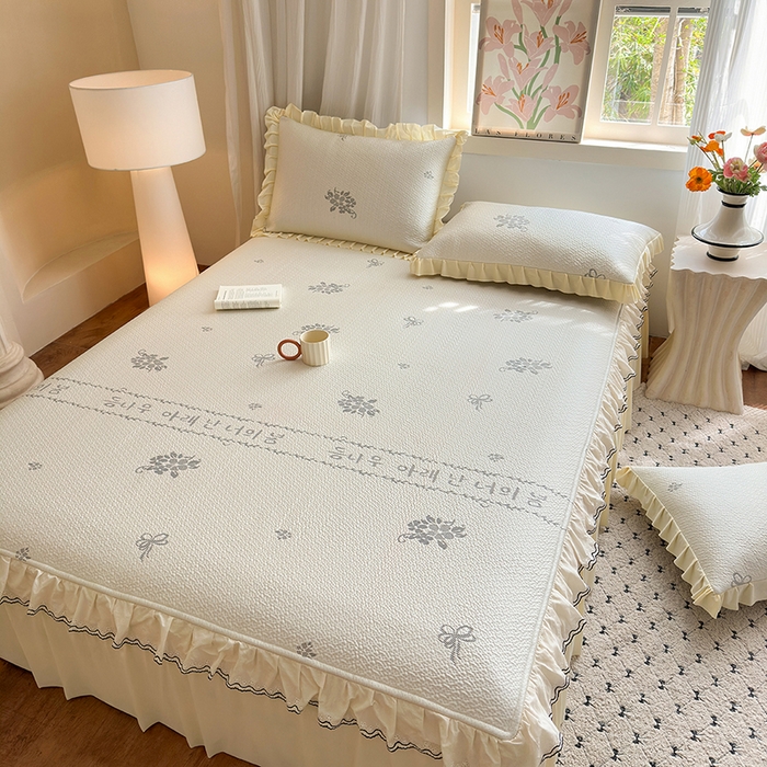 91家纺网 家纺一手货源 找家纺 美优兰 2026PE提花凉感冰豆豆三明治复合凉席 （提供买家秀） 韩式米白