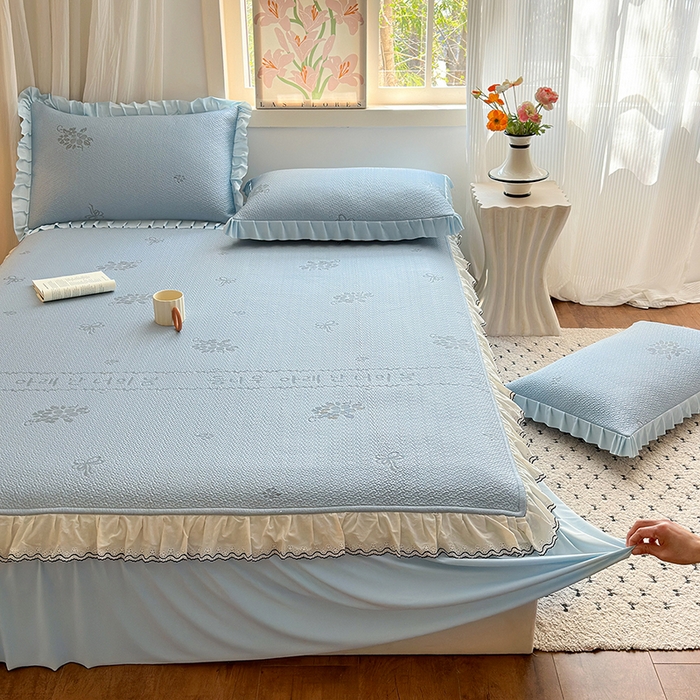 91家纺网 家纺一手货源 找家纺 美优兰 2026PE提花凉感冰豆豆三明治复合凉席 （提供买家秀） 韩式蓝