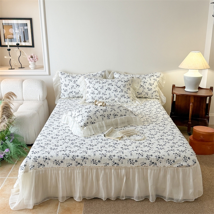 91家纺网 家纺一手货源 找家纺 吾欢心 2026新款仿锦安法式花边凉感丝床盖款夏凉被四件套软凉席三件套小冰皮空调被 雾屿玫瑰