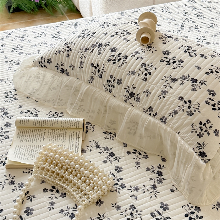 91家纺网 家纺一手货源 找家纺 吾欢心 2026新款仿锦安法式花边凉感丝床盖款夏凉被四件套软凉席三件套小冰皮空调被 雾屿玫瑰