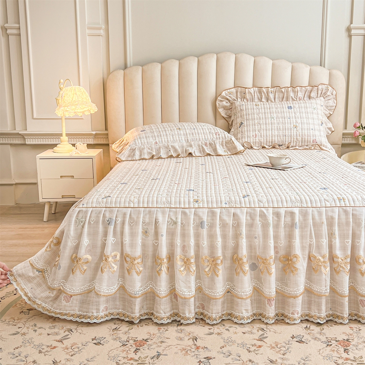 91家纺网 家纺一手货源 找家纺 （总）宜凡家纺 2026新款全棉印花公主风夹棉床裙四件套②