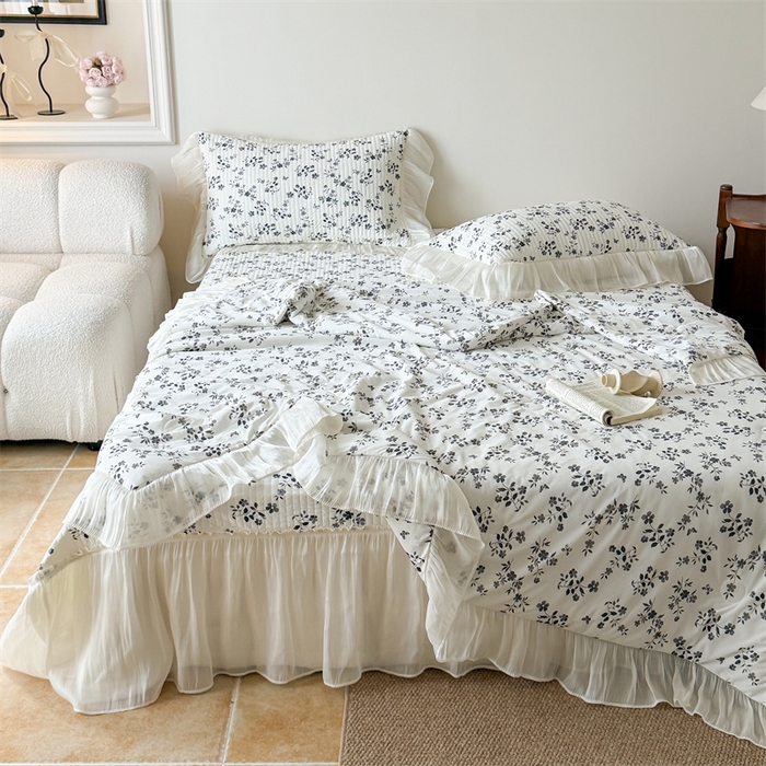 91家纺网 家纺一手货源 找家纺 吾欢心 2026新款仿锦安法式花边凉感丝床盖款夏凉被四件套软凉席三件套小冰皮空调被 雾屿玫瑰