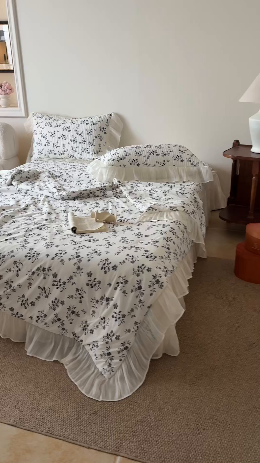 91家纺网 家纺一手货源 找家纺 吾欢心 2026新款仿锦安法式花边凉感丝床盖款夏凉被四件套软凉席三件套小冰皮空调被 雾屿玫瑰