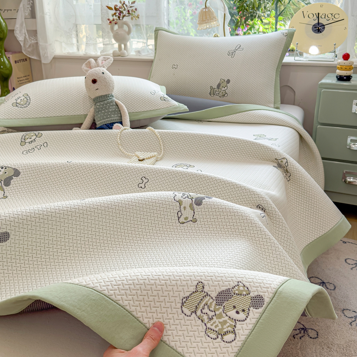 91家纺网 家纺一手货源 找家纺 典冠 2026新款PE凉感豆豆提花软席 班尼狗