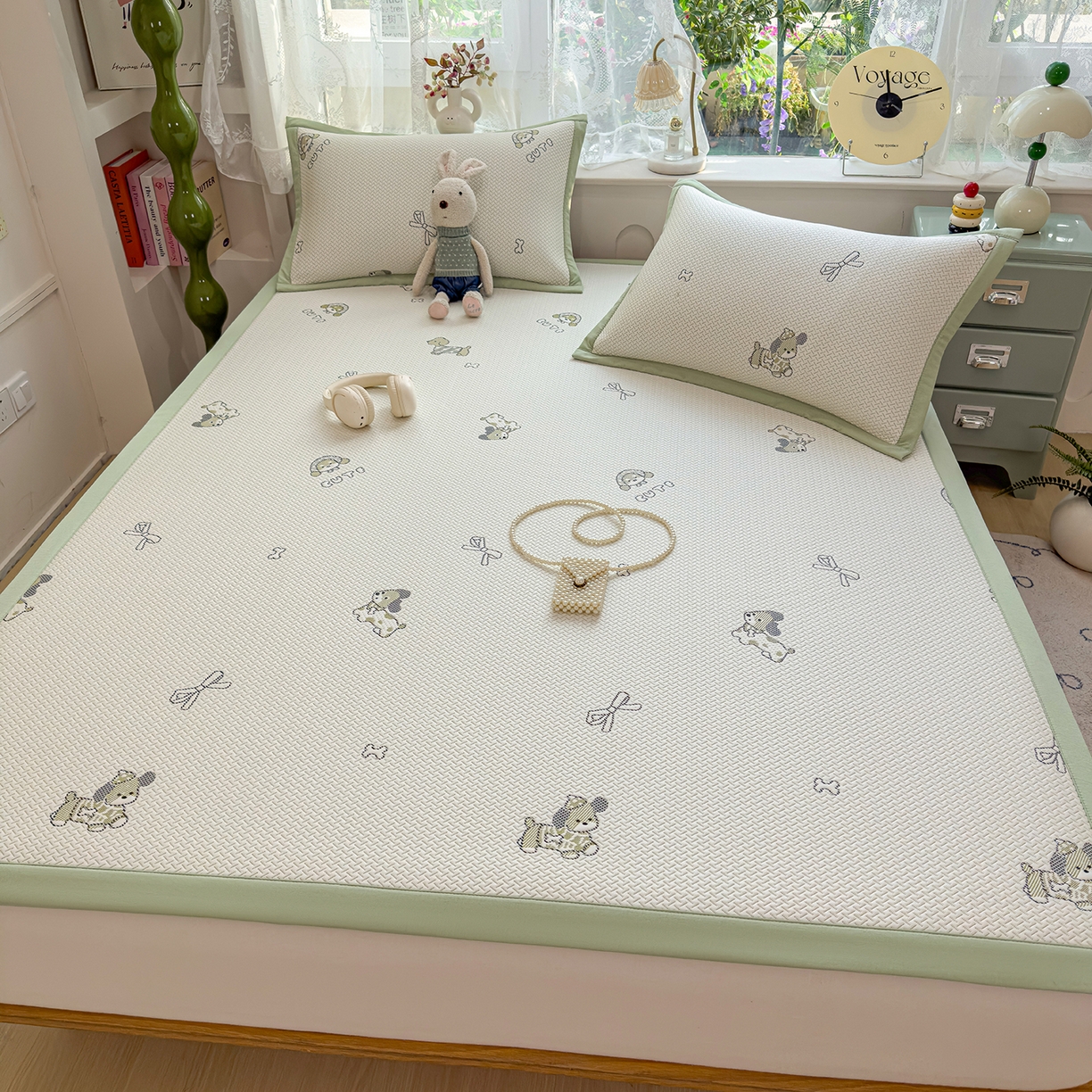 91家纺网 家纺一手货源 找家纺 典冠 2026新款PE凉感豆豆提花软席 班尼狗