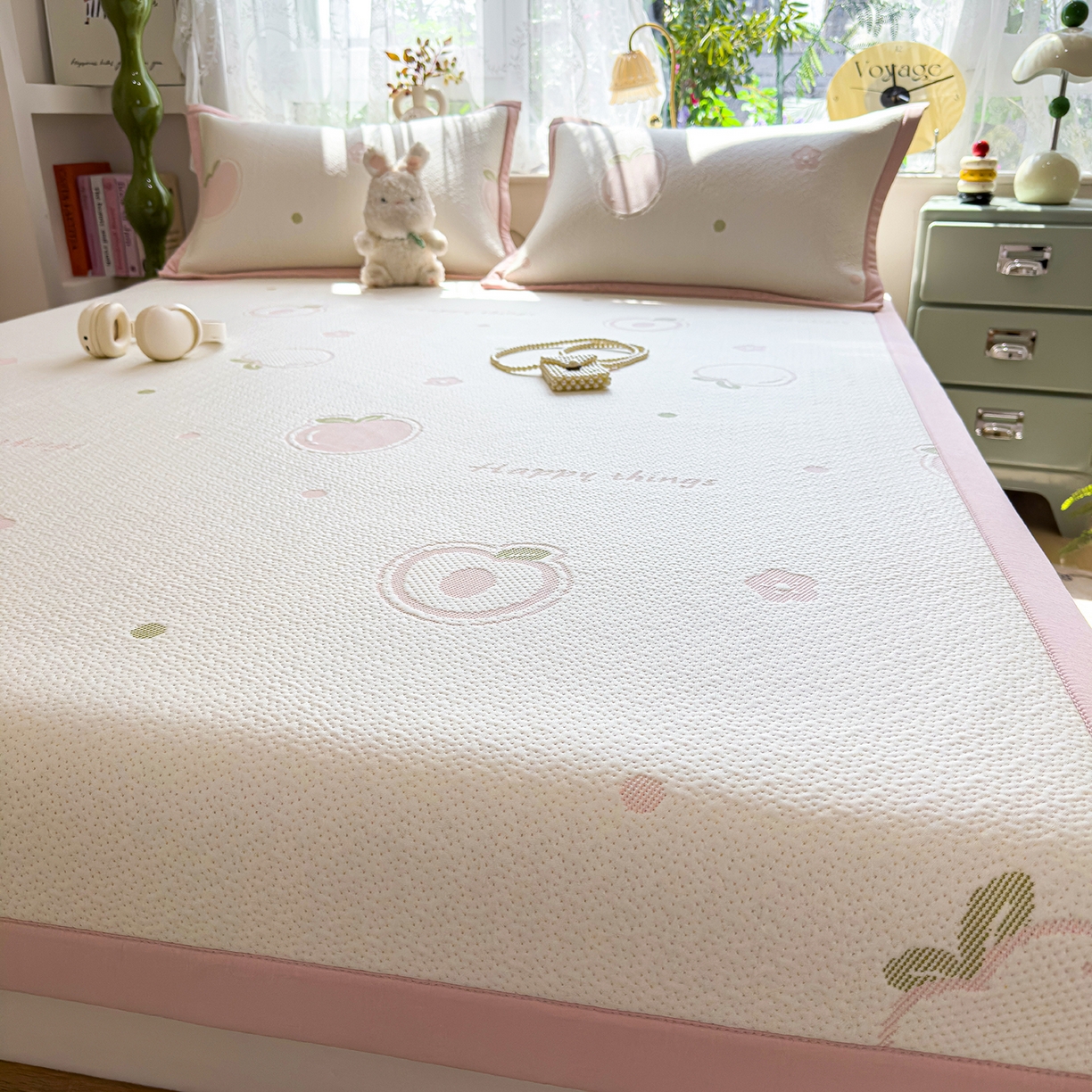 91家纺网 家纺一手货源 找家纺 典冠 2026新款PE凉感豆豆提花软席 苹果派