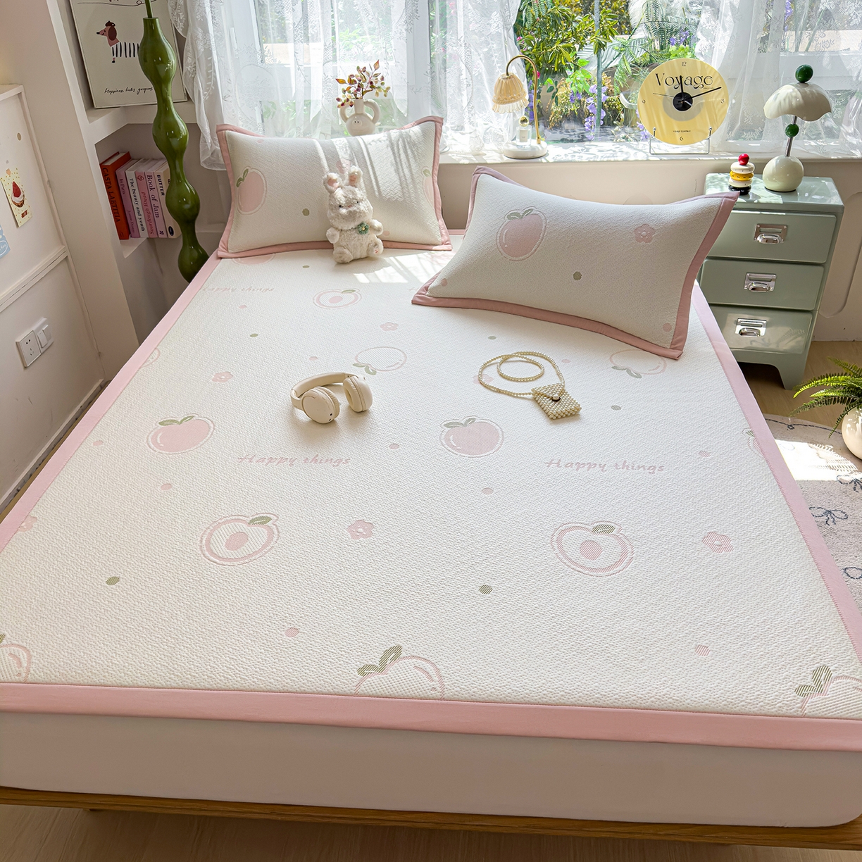 91家纺网 家纺一手货源 找家纺 典冠 2026新款PE凉感豆豆提花软席 苹果派