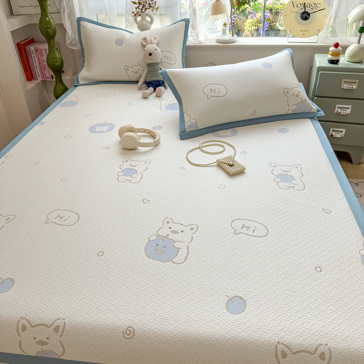 91家纺网 家纺一手货源 找家纺 典冠 2026新款PE凉感豆豆提花软席 苹果狗