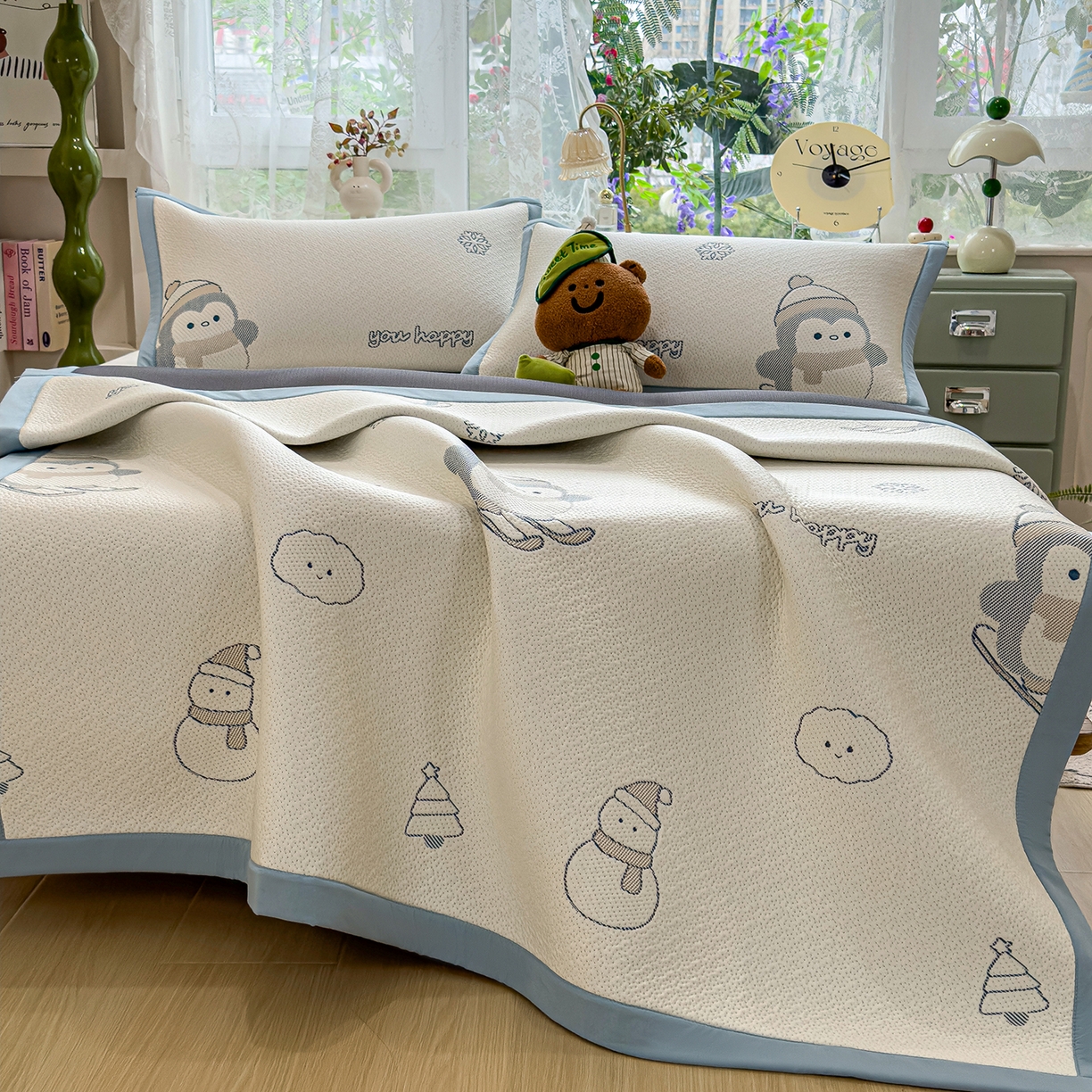 91家纺网 家纺一手货源 找家纺 典冠 2026新款PE凉感豆豆提花软席 滑雪企鹅