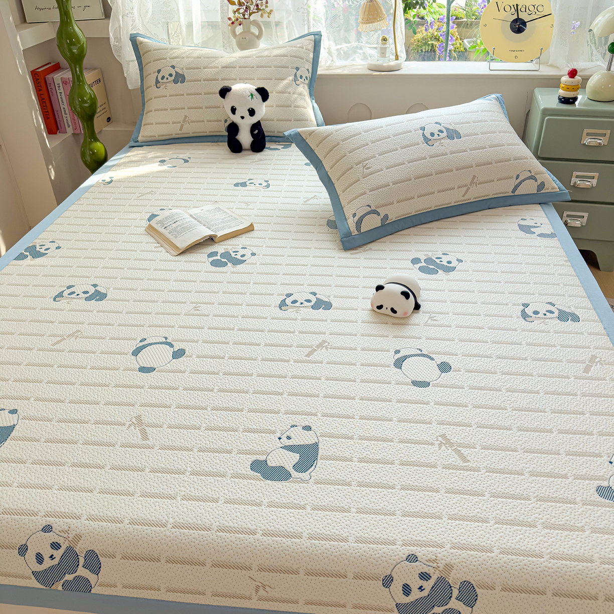 91家纺网 家纺一手货源 找家纺 典冠 2026新款PE凉感豆豆提花软席 熊猫-蓝