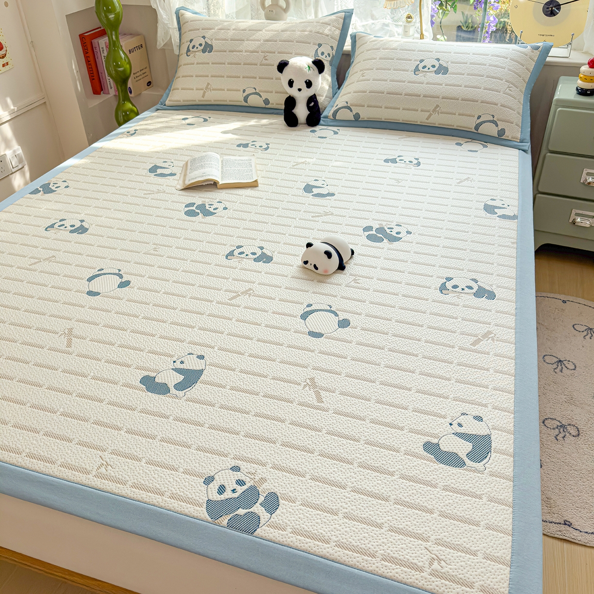 91家纺网 家纺一手货源 找家纺 典冠 2026新款PE凉感豆豆提花软席 熊猫-蓝