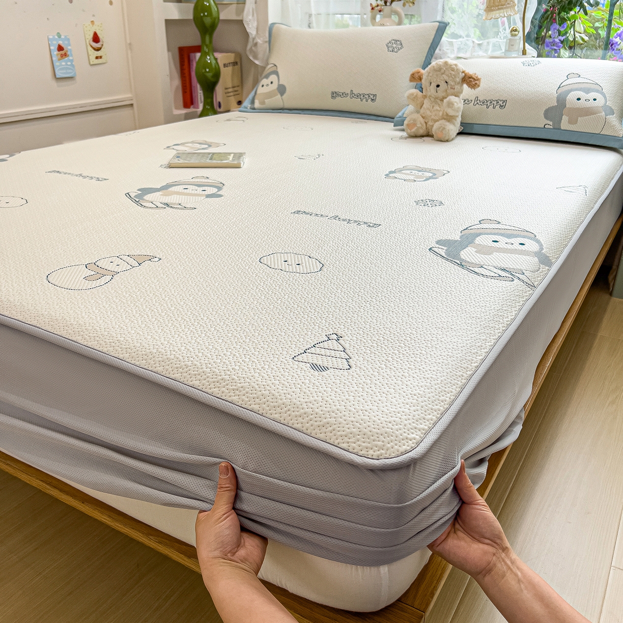 91家纺网 家纺一手货源 找家纺 典冠 2026新款PE凉感豆豆提花软席 滑雪企鹅