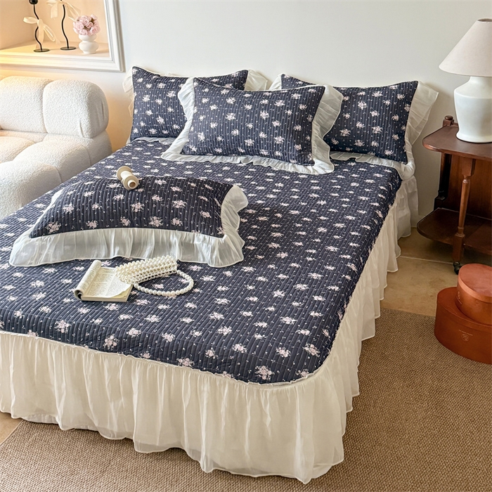 91家纺网 家纺一手货源 找家纺 吾欢心 2026新款仿锦安法式花边凉感丝床盖款夏凉被四件套软凉席三件套小冰皮空调被 香颂漫花