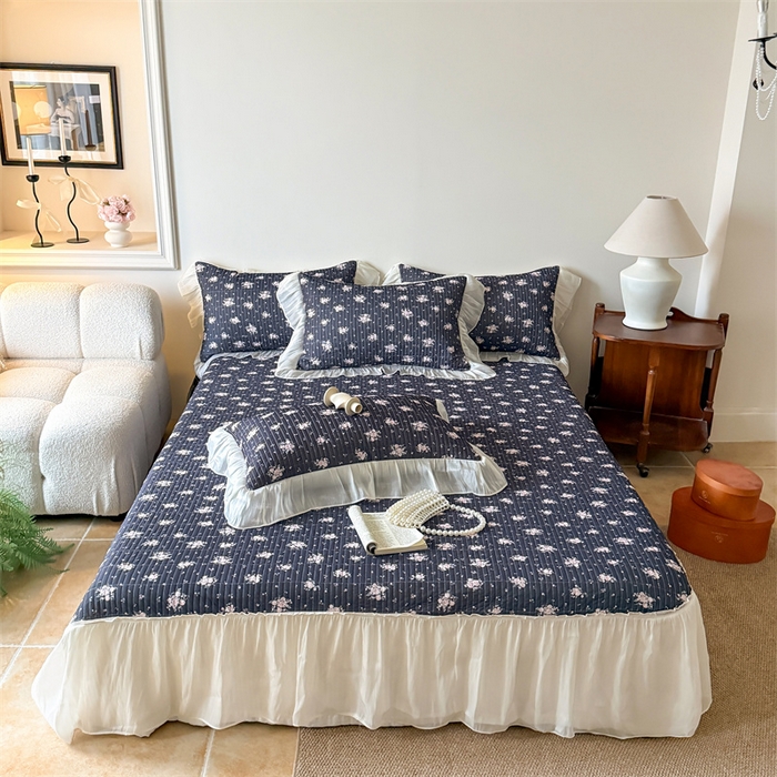 91家纺网 家纺一手货源 找家纺 吾欢心 2026新款仿锦安法式花边凉感丝床盖款夏凉被四件套软凉席三件套小冰皮空调被 香颂漫花