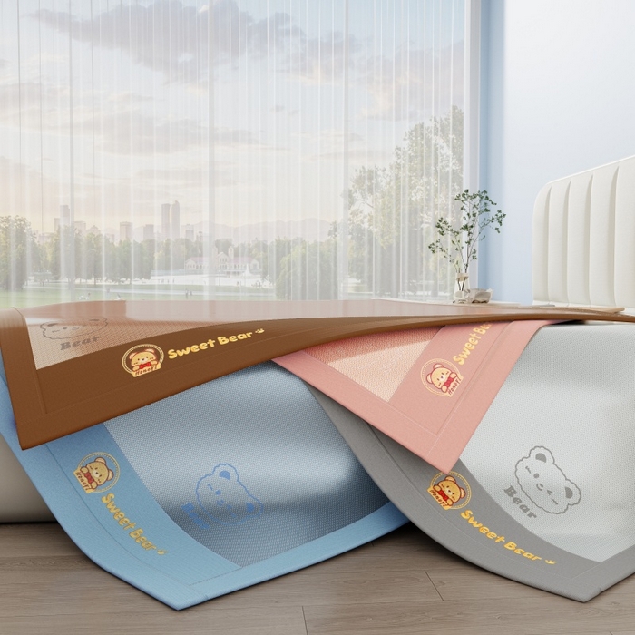 91家纺网 家纺一手货源 找家纺 梵克保罗 2026新款3D复合三明治冰藤冰丝凉席套件-甜蜜小熊 组合图仅供参考不可下单