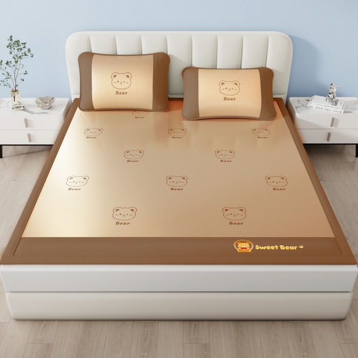 91家纺网 家纺一手货源 找家纺 梵克保罗 2026新款3D复合三明治冰藤冰丝凉席套件-甜蜜小熊 甜蜜小熊-咖色