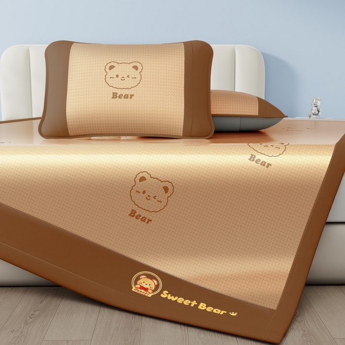 91家纺网 家纺一手货源 找家纺 梵克保罗 2026新款3D复合三明治冰藤冰丝凉席套件-甜蜜小熊 甜蜜小熊-咖色